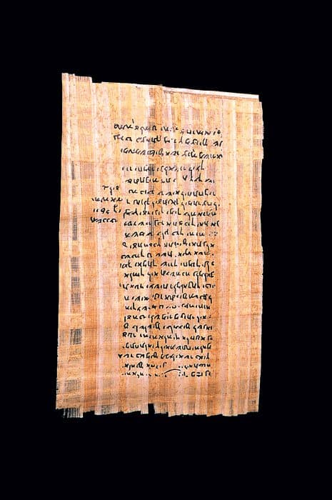 Nash Papyrus, один из древнейших <br>фрагментов текста Ветхого Завета. <br>Найден в Египте, I век до Р.Х. <br>Фото GAMMA/EAST NEWS