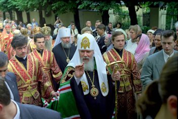 В Москве молитвенно помянули патриарха Алексия II