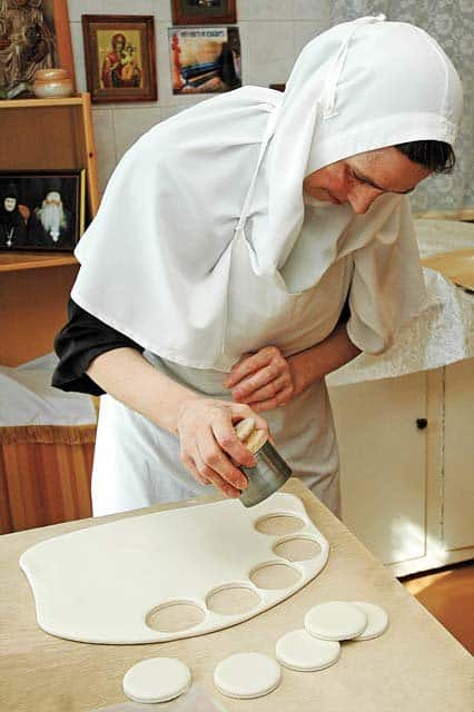 Просфора: литургический хлеб. Фоторепортаж Валентины Свистуновой