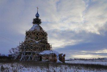 Суворовцев просят помочь в восстановлении храма, построенного великим полководцем