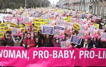 В Ирландии прошла очередная акция протеста против легализации в стране абортов