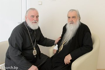 Митрополит Минский и Слуцкий Павел навестил в больнице митрополита Филарета