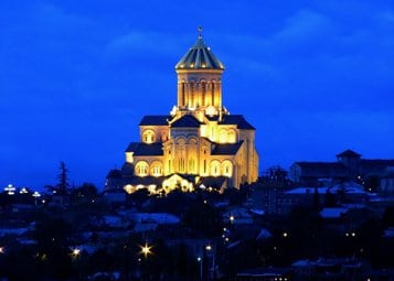 Грузинская Православная Церковь начала совершение усердных молитв о спасении страны