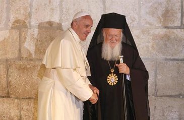 Патриарх Константинопольский Варфоломей и Папа Римский Франциск подписали совместную декларацию