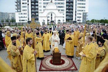 Патриарх Кирилл освятил таллинский храм в честь иконы «Скоропослушница»