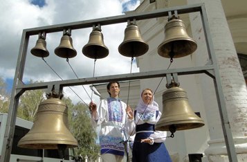 На месте снесенных в XX веке столичных храмов на Светлой седмице установят звонницы