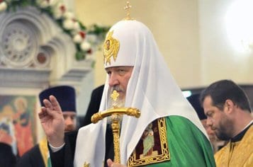 Патриарх Кирилл совершил молебен у мощей святителя Тихона