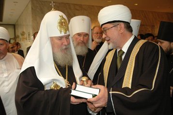 Глава нижегородской соборной мечети Умар Идрисов: У меня никогда не было более доброжелательных партнеров, чем иерархи Русской Церкви