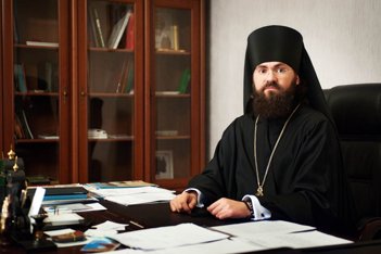 Епископ Пятигорский Феофилакт наградил семьи – победителей конкурса «Православная семья»