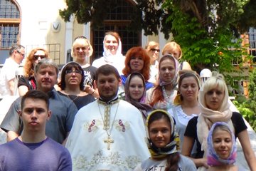 Смоленские студенты-медики приняли участие в богослужении в православном храме Северной Италии
