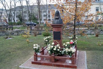 В Карелии освятили памятник патриарху Алексию II
