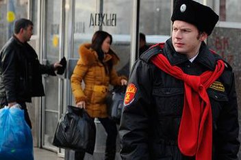 Казаки начинают патрулировать центр Москвы
