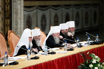 Межсоборное присутствие передало на Архиерейский Собор положения об избрании патриарха и ювенальной юстиции