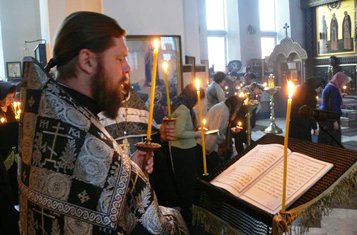 Священный Синод одобрил тексты новых акафистов