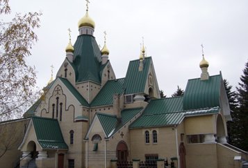 Первоиерарх Русской Православной Церкви Заграницей митрополит Иларион призвал помочь разрушающемуся монастырю в США