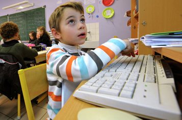 На имя Президента России направлено открытое письмо в защиту школ для детей с особыми образовательными потребностями