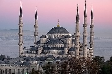 В Стамбуле разрешили возвести православный храм