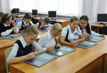В школах Литвы отказываются от слов «мать» и «отец»