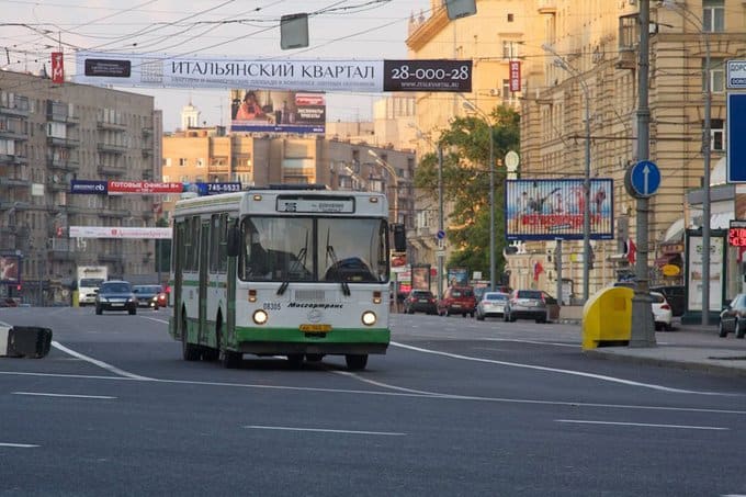 Как купить проездной на наземный транспорт в москве через приложение