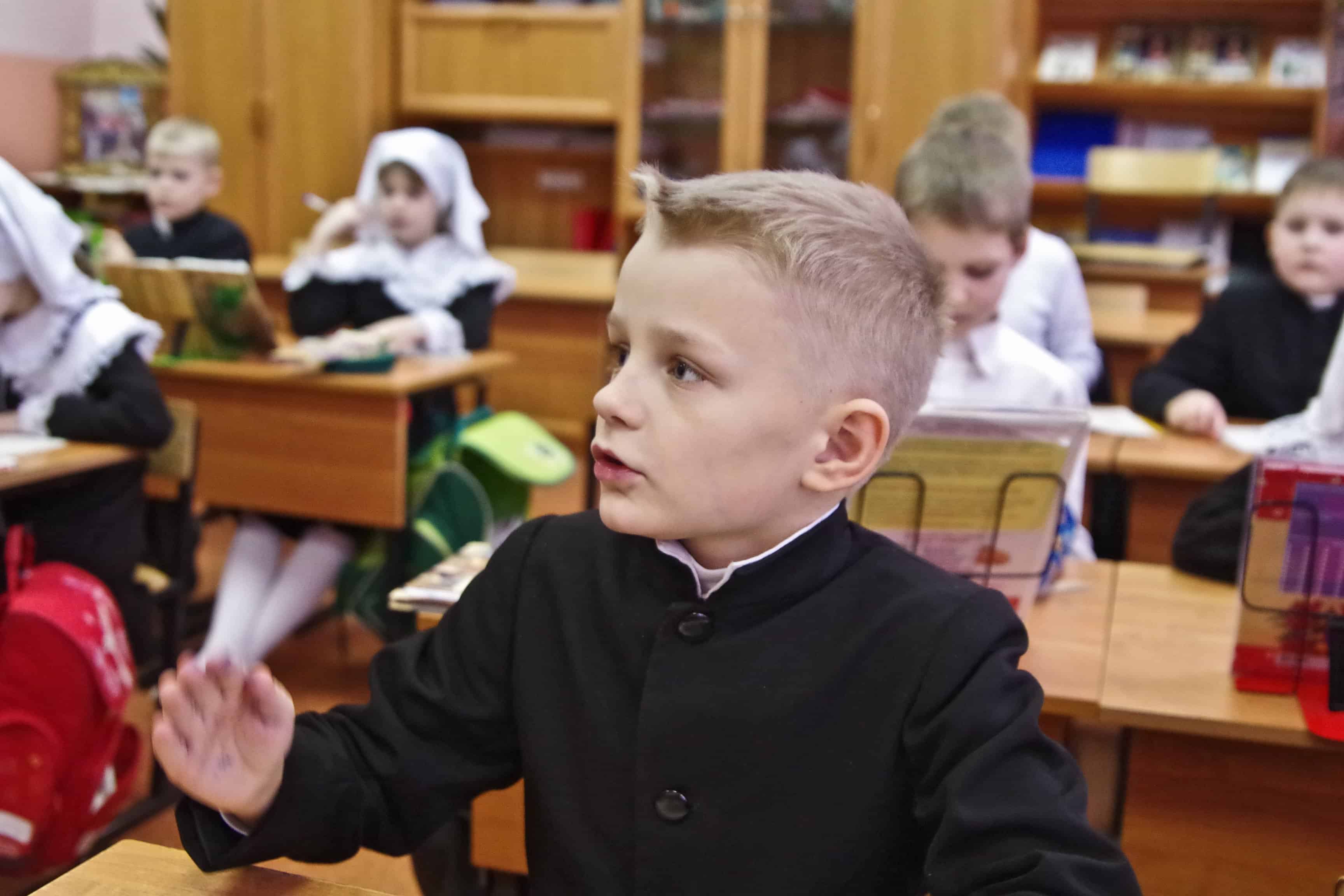 Православная школа уроки. Православное воспитание детей гимназия. Урок Православия с детьми. Православное развитие школьников. Как поступить в гимназию.