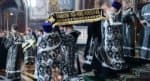 Патриарх Кирилл возглавил вынос Плащаницы в храме Христа Спасителя