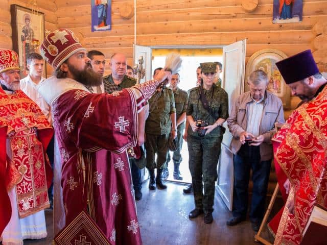 On a frontier post in the mountains of Karachay-Cherkessia consecrated the temple