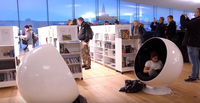 В Финляндии открыли уникальную библиотеку, в которую в первый же день выстроилась очередь