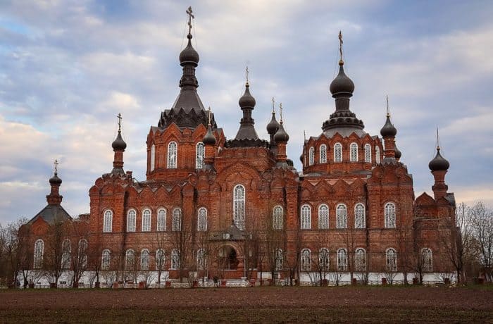 ÐÐ¼Ð²ÑÐ¾ÑÐ¸Ð¹: Ð¸ÑÑÐ¾ÑÐ¸Ñ ÑÑÐ°ÑÑÐ°, Ð¿ÐµÑÐµÐ´ ÐºÐ¾ÑÐ¾ÑÑÐ¼ Ð¿ÑÐµÐºÐ»Ð¾Ð½ÑÐ»Ð¸ÑÑ Ð¢Ð¾Ð»ÑÑÐ¾Ð¹ Ð¸ ÐÐ¾ÑÑÐ¾ÐµÐ²ÑÐºÐ¸Ð¹