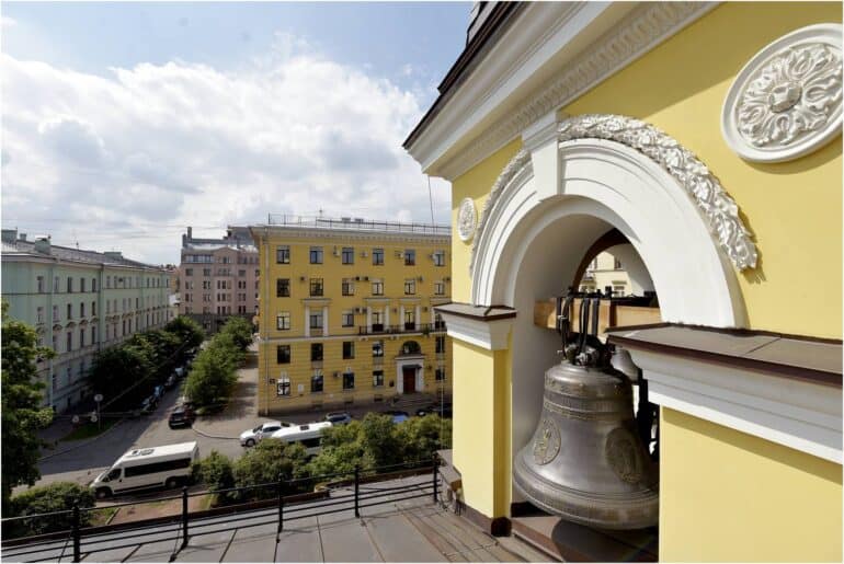 В центре Петербурга освятили храм, воссозданный с нуля