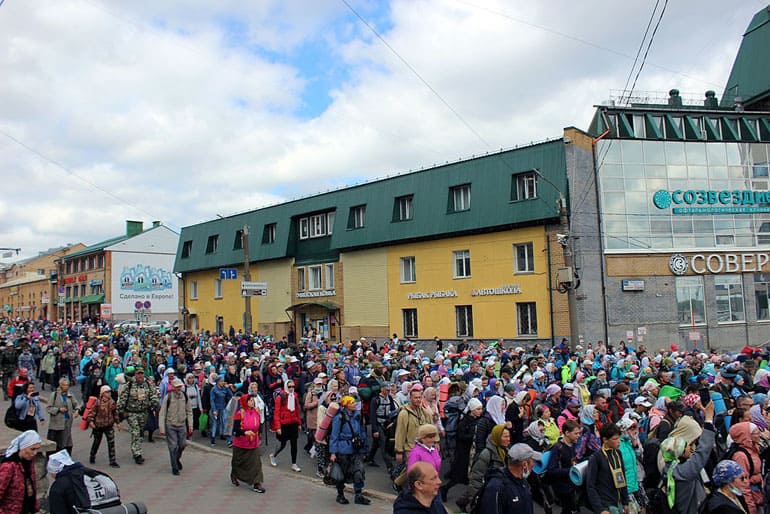 В год 500-летия первого упоминания Великорецкого образа на Вятке начался традиционный крестный ход