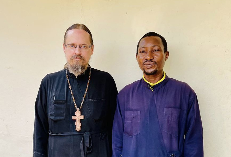 Перешедший в Русскую Церковь африканский клирик займется созданием общины в родном городе